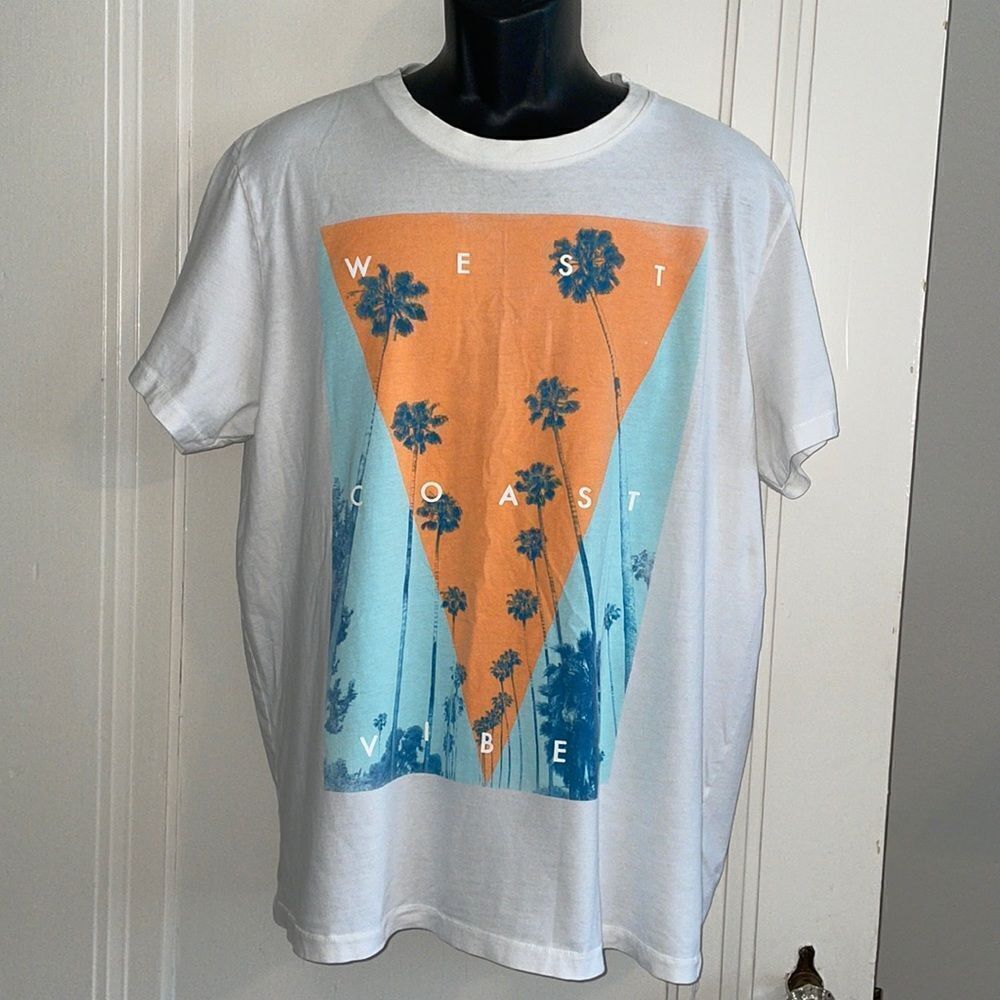 Aeropostale West Coast Vibes white cotton T-shirt‎
